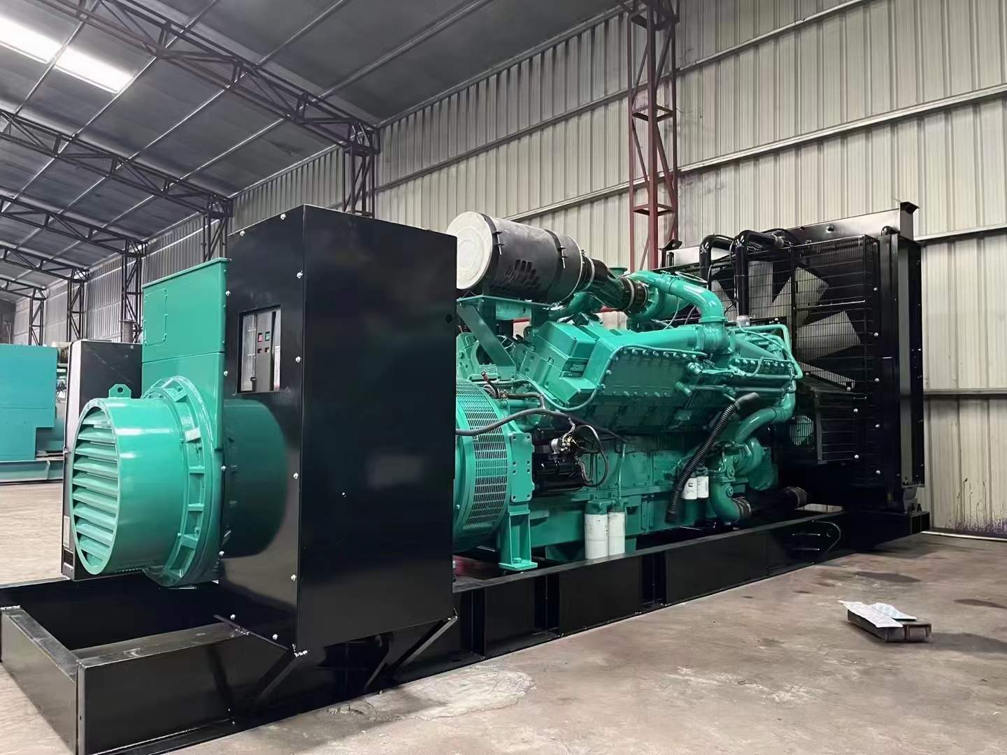 安达如何评估无功补偿装置的性能和效果？